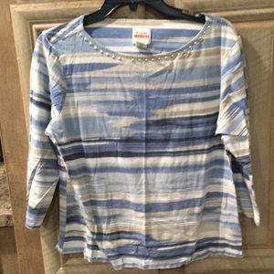 Pretty Women’s Size Large Top (Ruby Rd. Favorites)